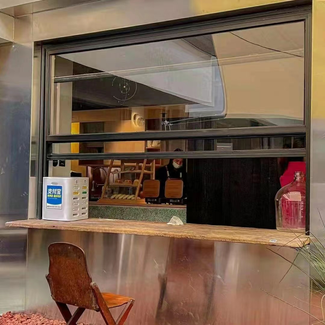Aluminium top-slide window that lifts upward while sliding down